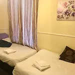 Hayward Hotel