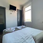 Guest House 46