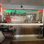 The Woodfield Hotel , Indoor Heated Swimming Pool, Spacious Lounge And Bar