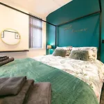Stunning House Near Blackpool Attractions