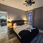 Tamarind Cove & Barrons Hotel