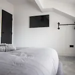 Gynn Stays - Apartment Two