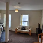 Cozy One-Bedroom Studio Flat !