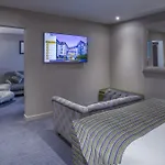 Boulevard Hotel