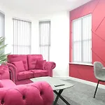 Dysa Banks Apartments