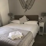 Four Seasons Guest House