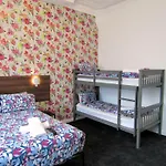 Belroy Hotel