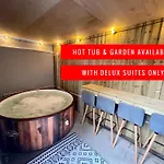 Osborne Luxury Hot Tub And Jacuzzi Suites
