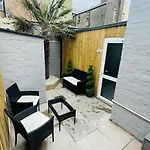 Osborne Luxury Hot Tub And Jacuzzi Suites