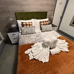 Kings Boutique Hotel