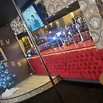The New Valron Hotel