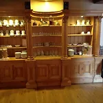 New Valron Hotel