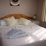 Octavia Guest House