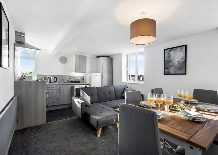 Staycation Apartments By Sasco