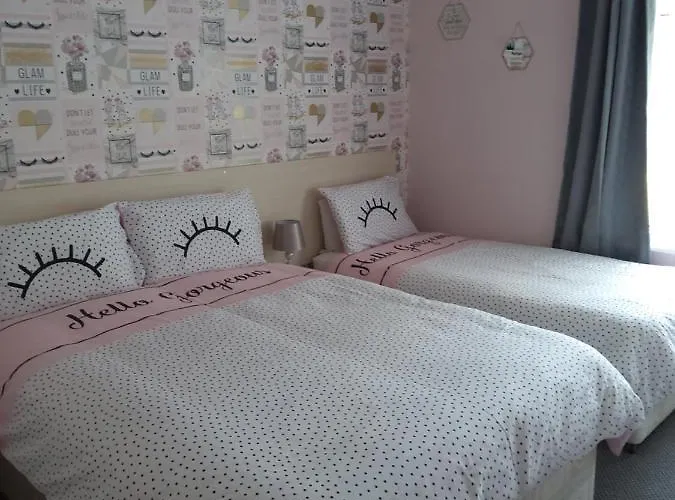 Hotel 33