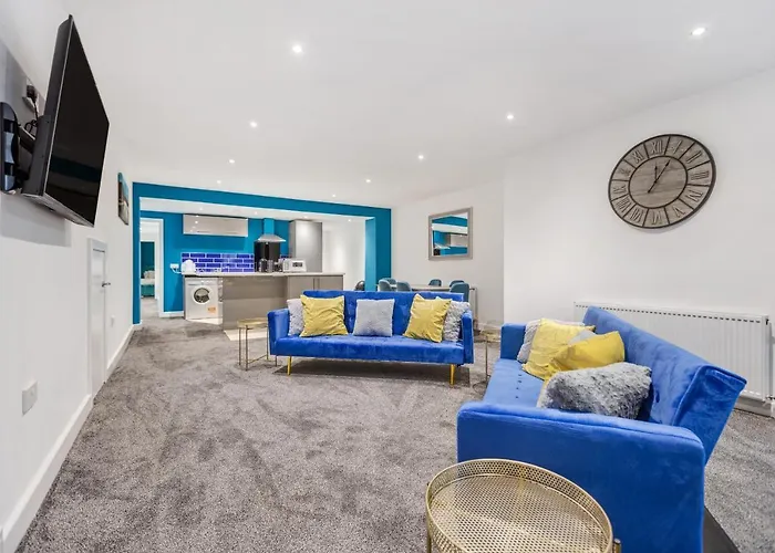 Bluebell Suites By Sasco Apartments