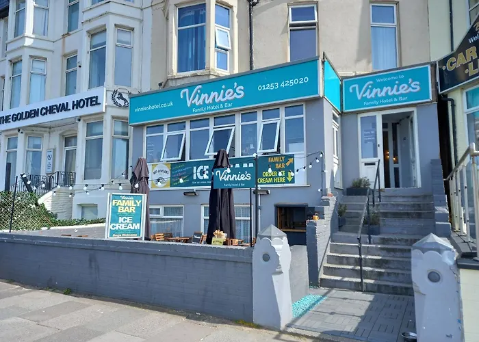 Vinnie\'S Family Hotel