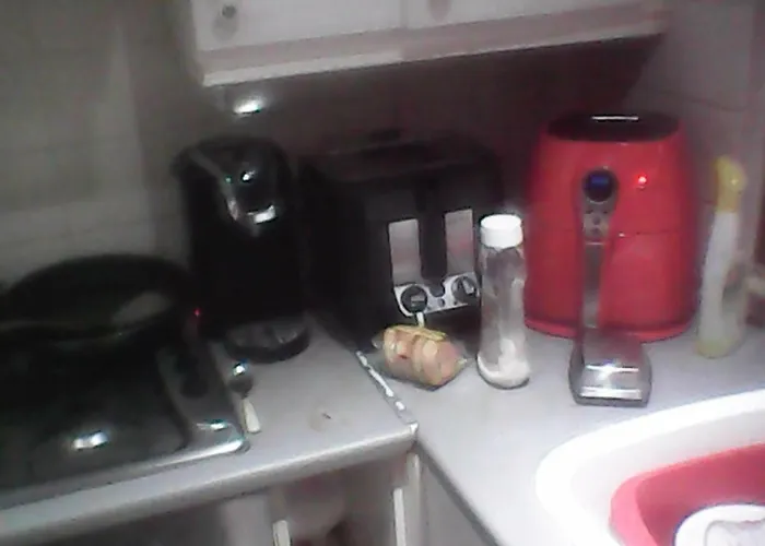 Den\'S House