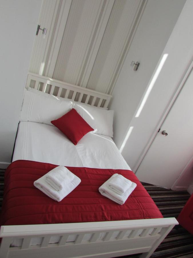 Manor Grove Bed & Breakfast Blackpool