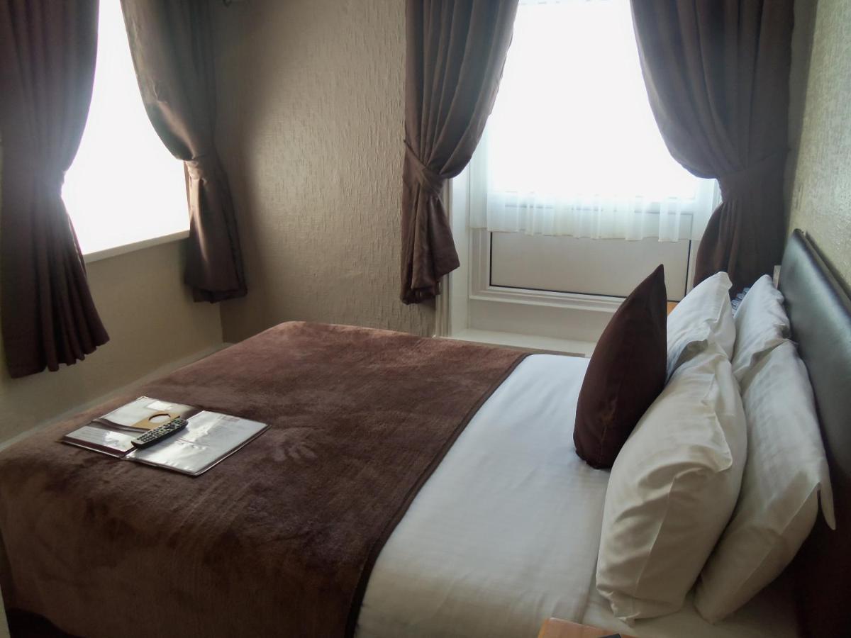 Novello Guest house Blackpool