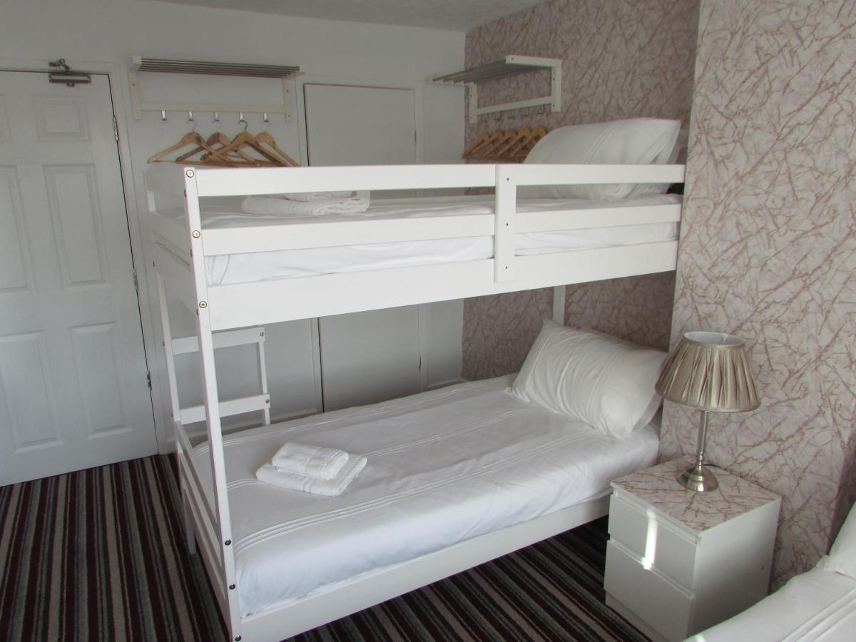 Manor Grove Bed & Breakfast Blackpool