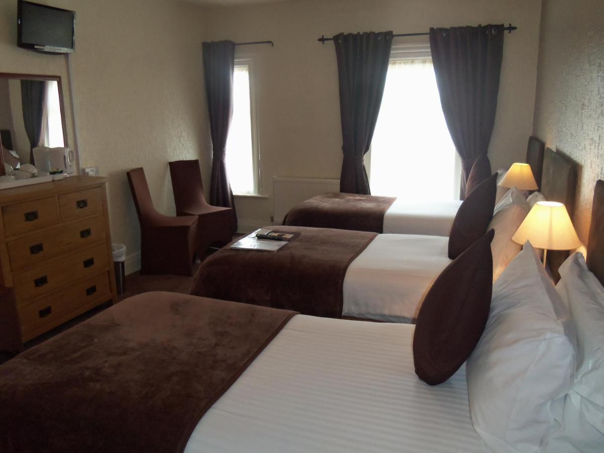 Novello 3*