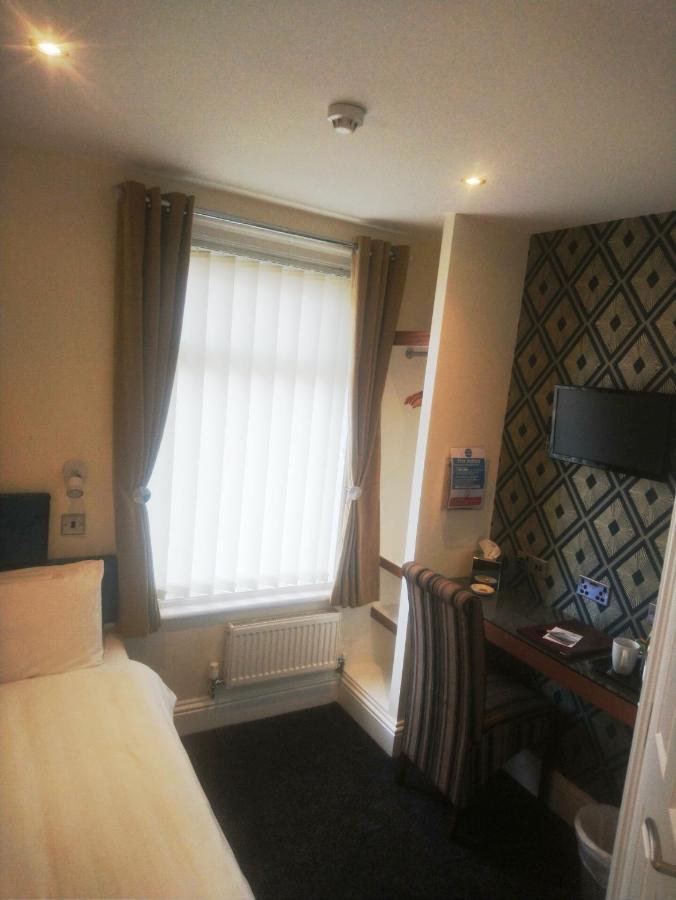 The Gatsby - Formerly The Windsor 4* Blackpool