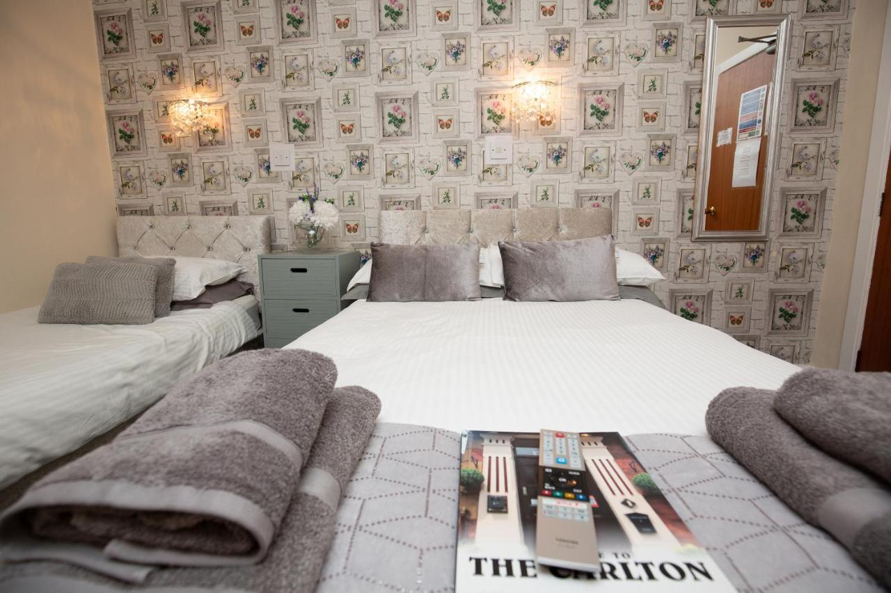 Guest house The Carlton Blackpool