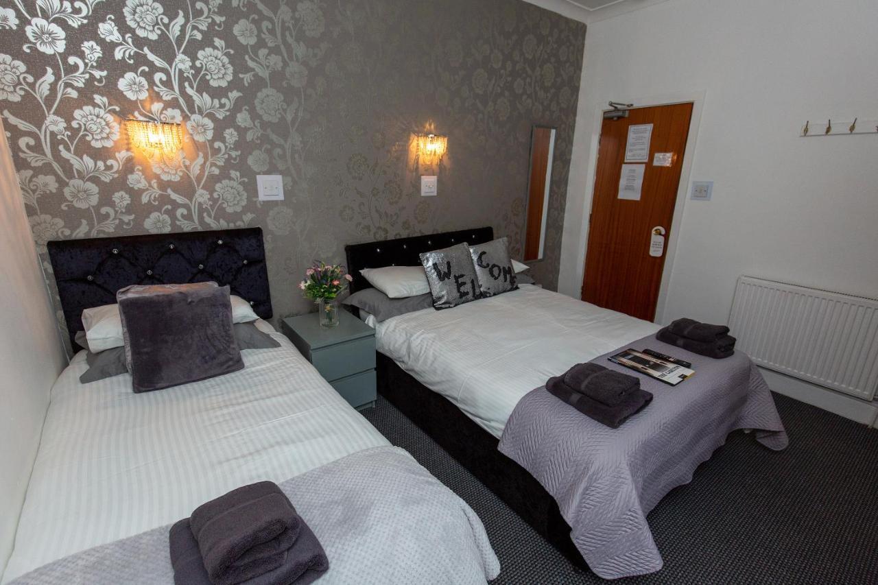 Guest house The Carlton Blackpool