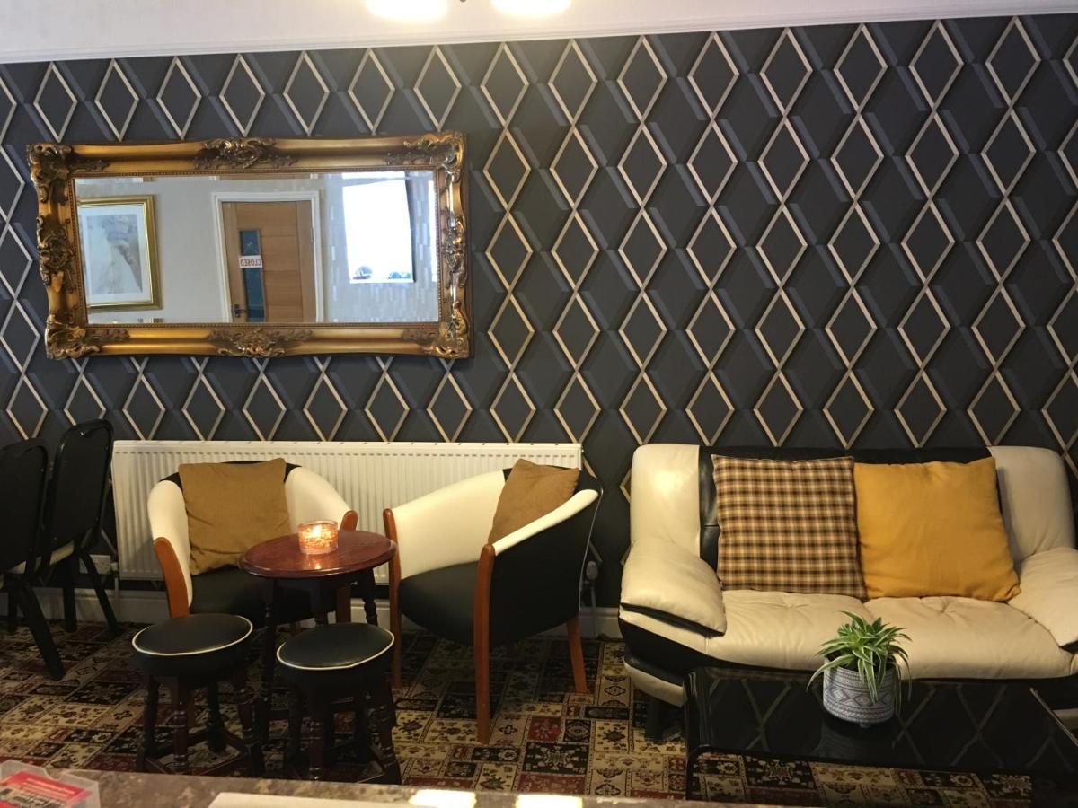 Glenheath Guest house 3*