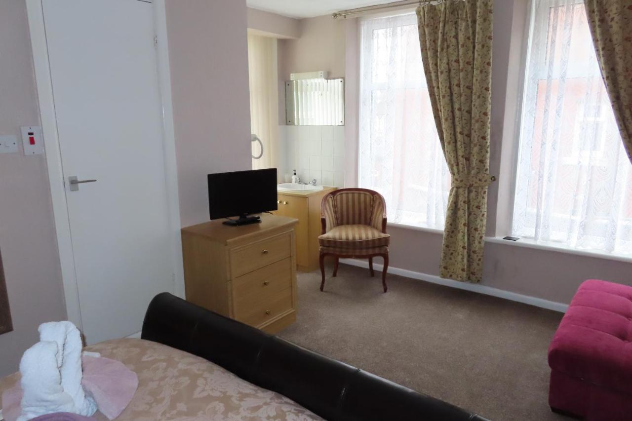 The Rowan Bed & Breakfast Blackpool