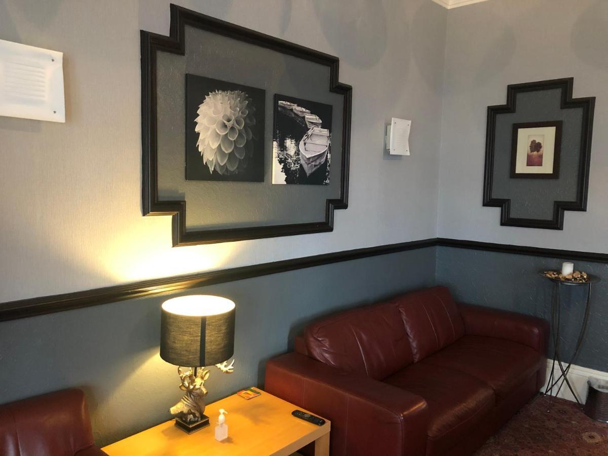 West Vale Bed & Breakfast 3*