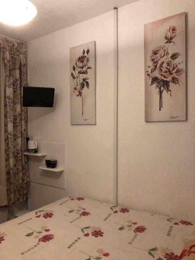 Melrose Guest house 3*