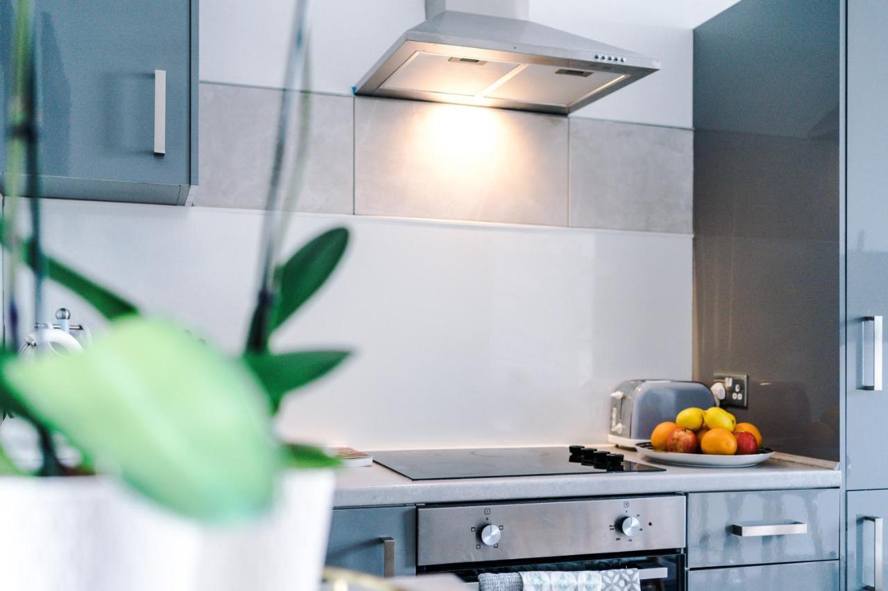 Empire - Tyldesley Road Apartment *