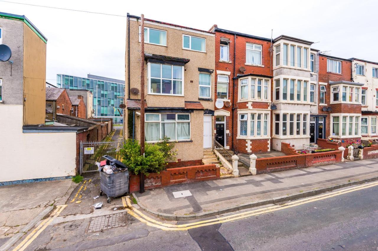 Apartment Empire - Charles Street *