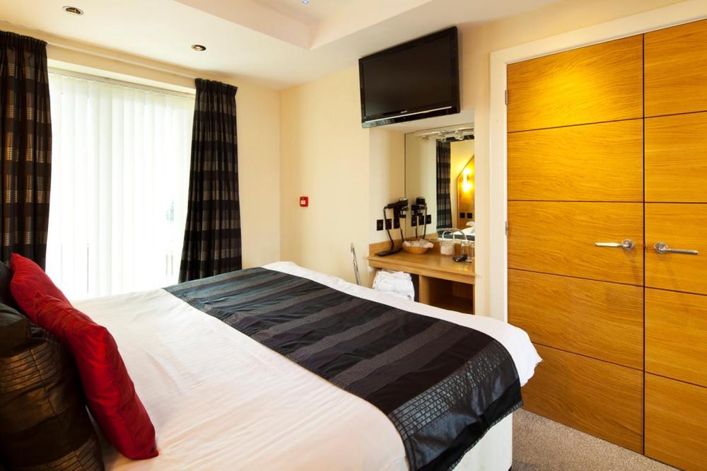 Queens Mansions: Empress * Blackpool