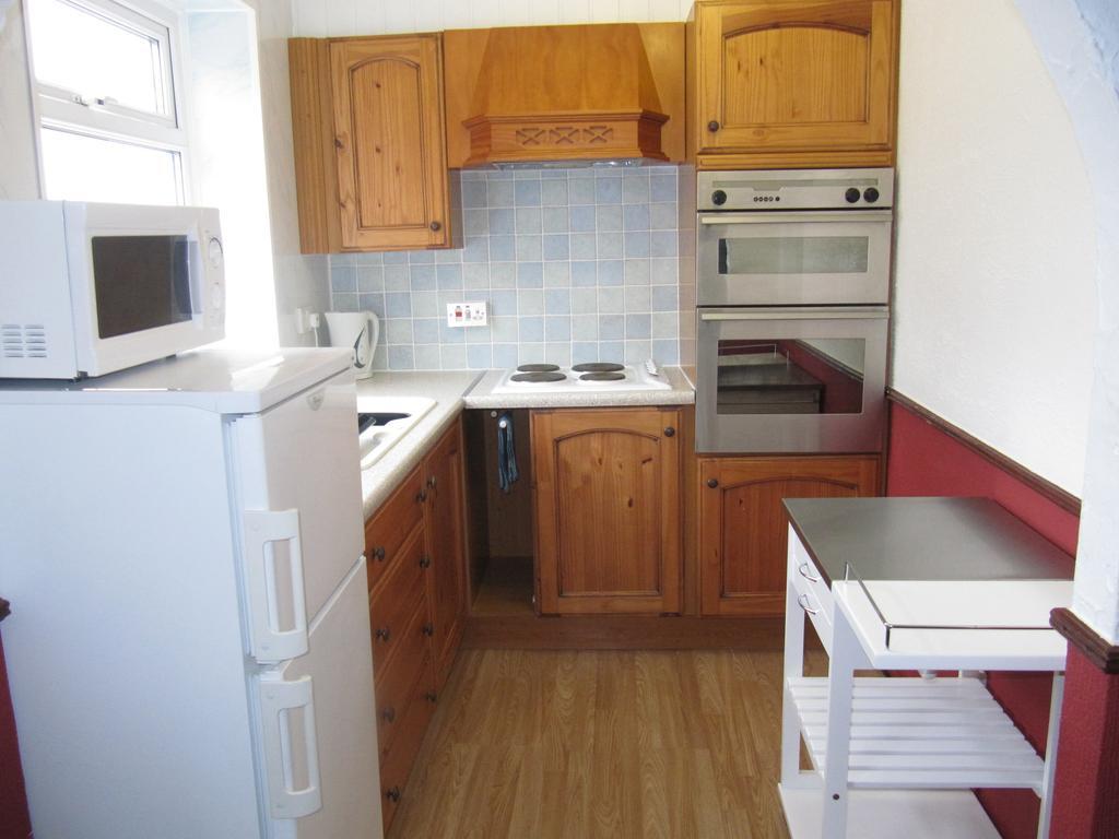 Lindisfarne - Families & Couples Only * Blackpool