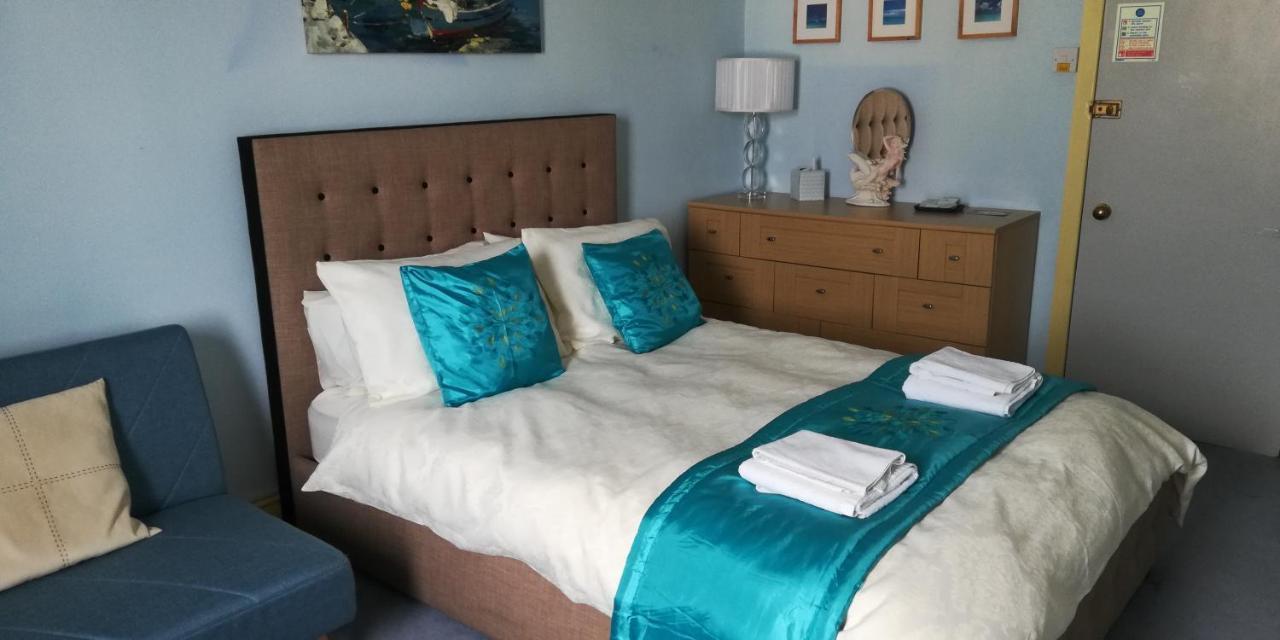 Guest house Northdene Theatre *