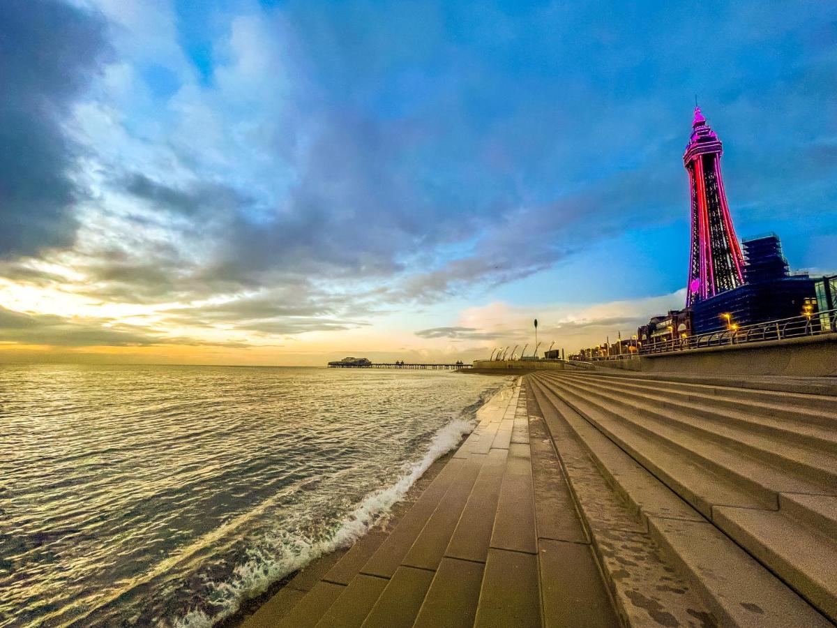 Empire - Charles Street * Blackpool