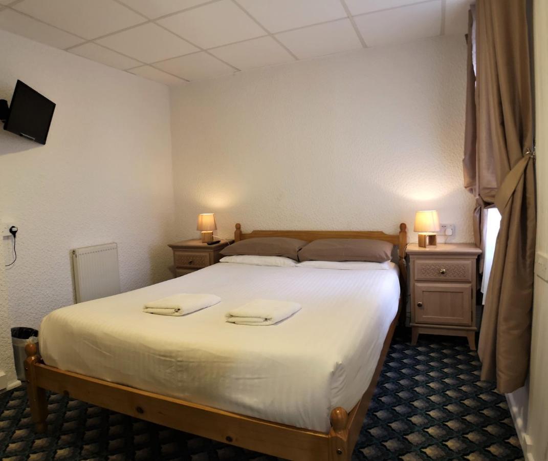 The Hopton Bed & Breakfast 2*