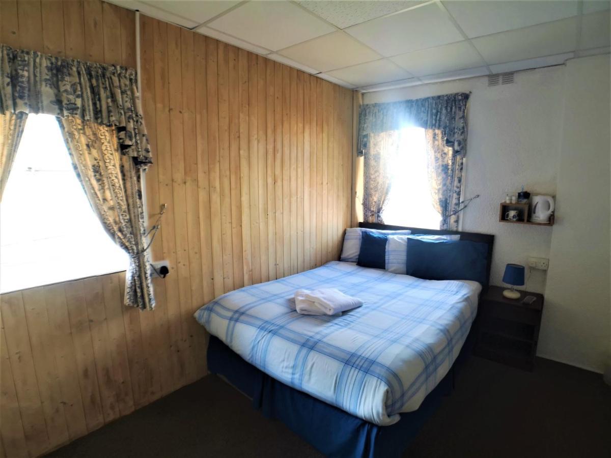 The Hopton Bed & Breakfast 2*