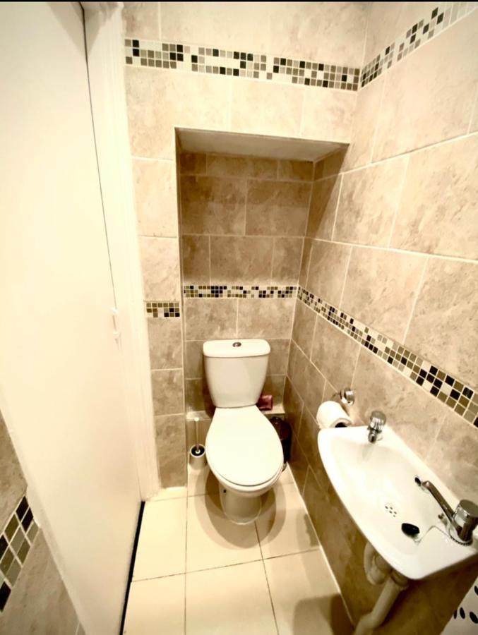 Shiray Hotel *