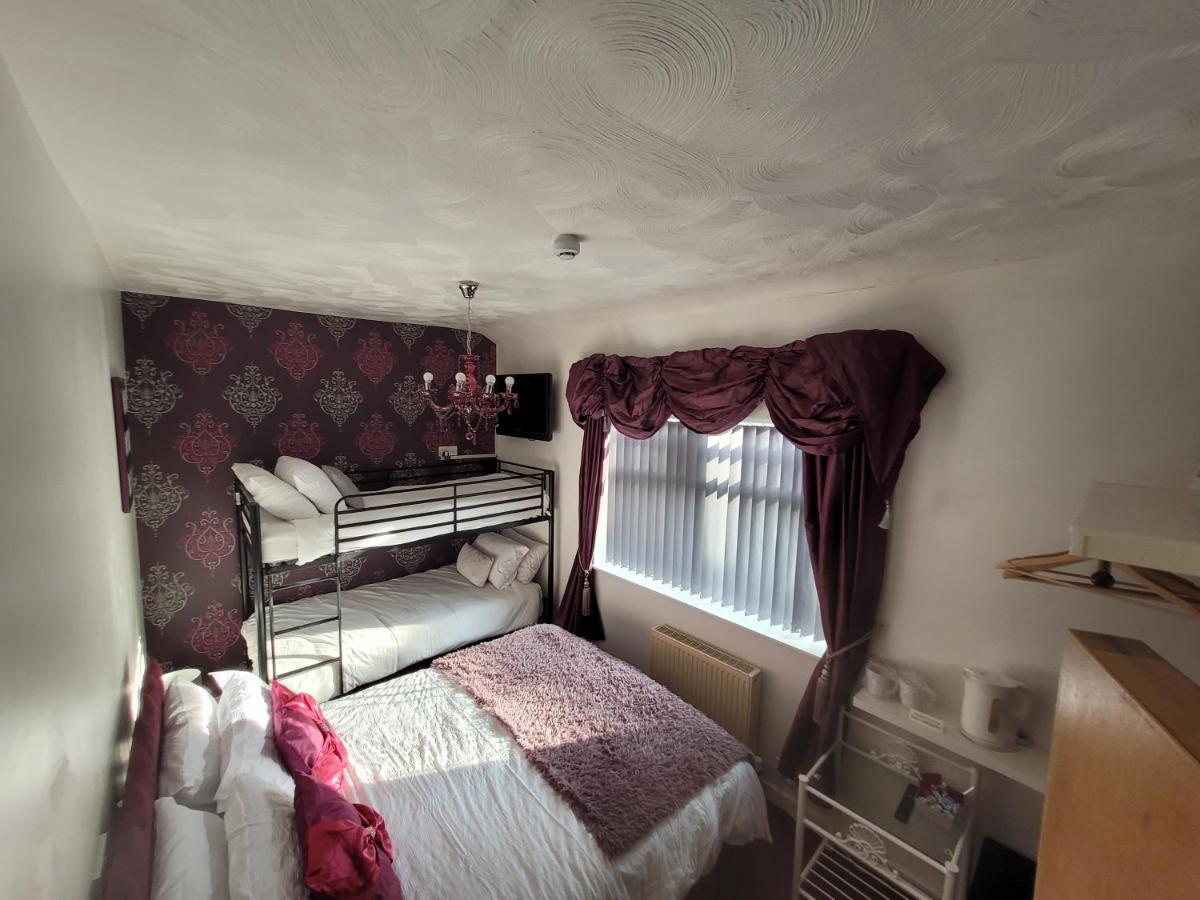 Tamarind Cove & Barrons Hotel Blackpool