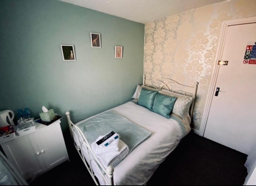 Hotel Shiray *