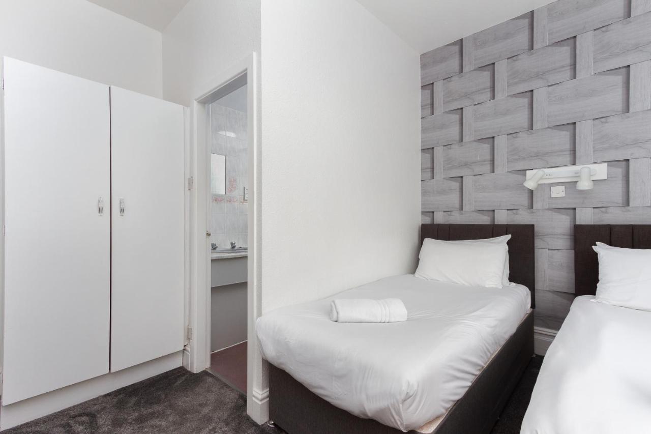 The Sandringham Court & Apartment-all Groups Welcome 3* Blackpool