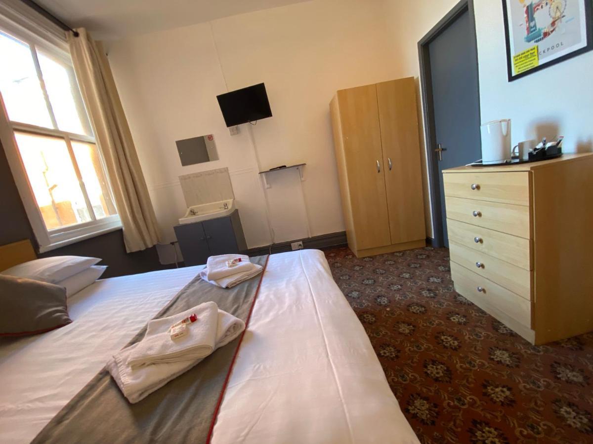Hotel 46 3*