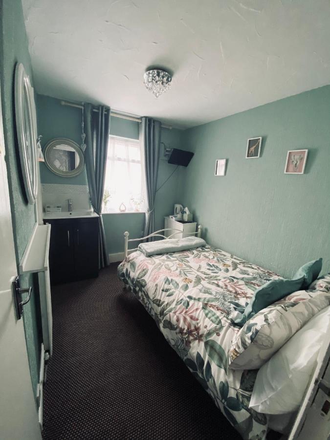 Hotel Shiray