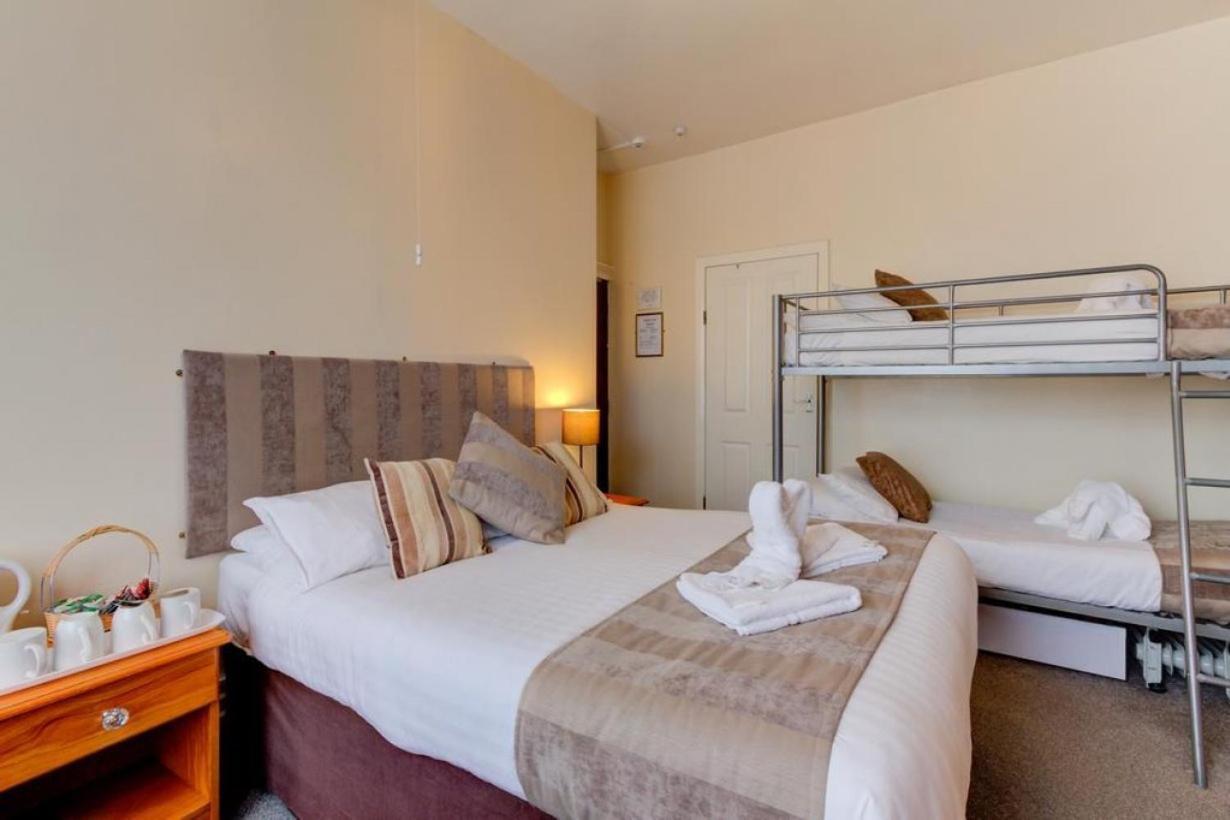 Bed & Breakfast Lyndawn 3*