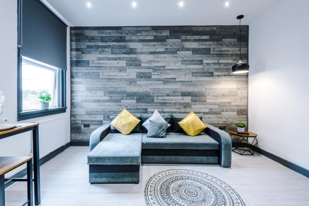 Empire - George St Apartment *