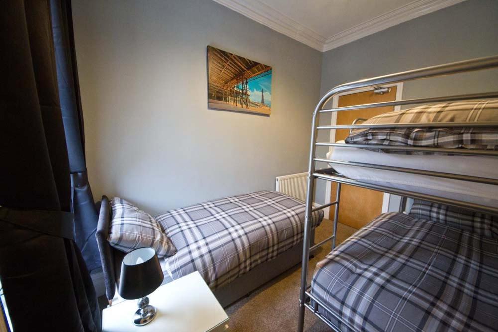 Rossall House , For Families & Couples 3*